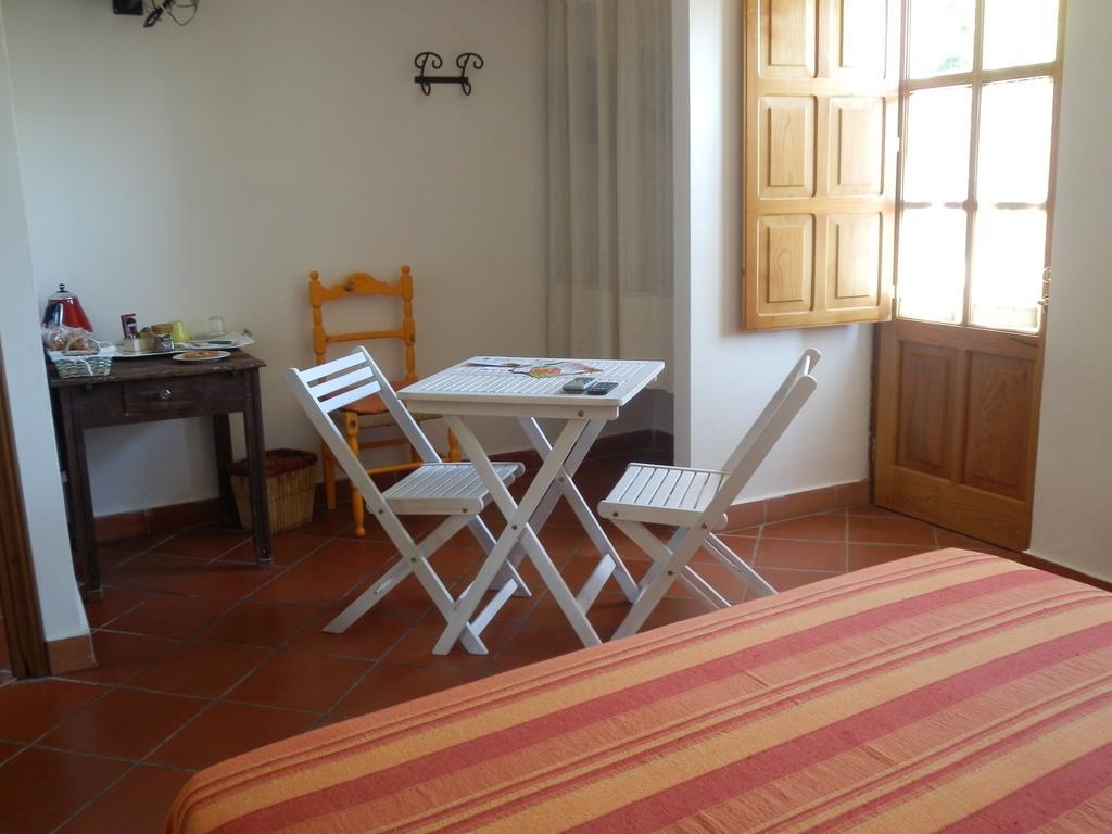 Bed and Breakfast Il Girasole Fosdinovo Habitación foto