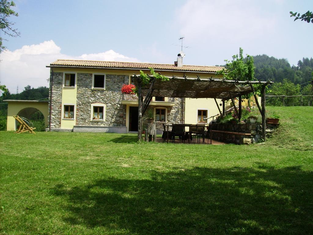 Bed and Breakfast Il Girasole Fosdinovo Exterior foto